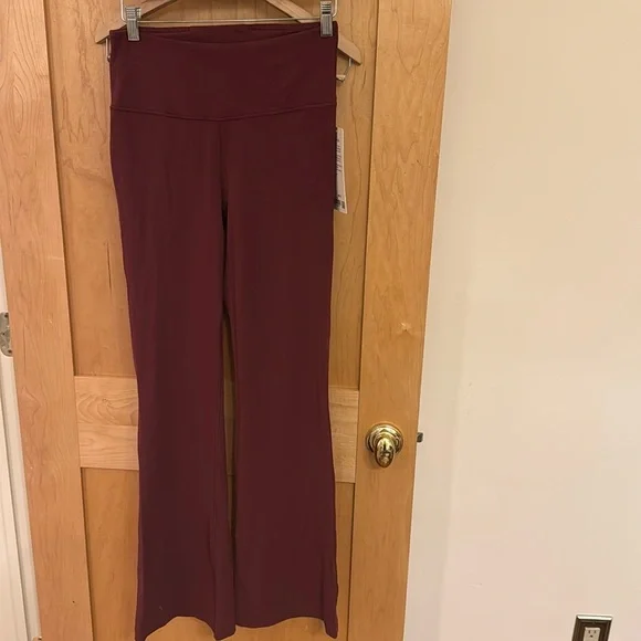 NWT Lululemon Flare Pant Nulu - Picture 1 of 5